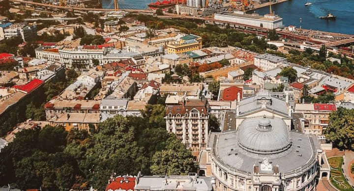 orenda-1-kimnatnoi-kvartyry-v-ukraini-dorozhchaie-v-odesi-tsiny-zletily-maizhe-na-tretynu-za-piv-roku