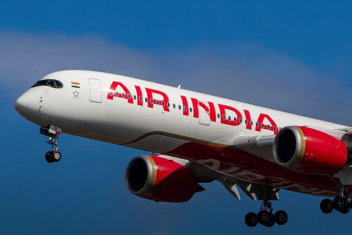 investigation-of-the-plane-crash-in-india-investigators-are-studying-black-boxes-in-search-of-the-causes-of-the-tragedy