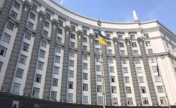 pravitelstvo-gotovit-novuyu-protseduru-prisvoeniya-statusa-ubd-inostrantsam-i-litsam-bez-grazhdanstva