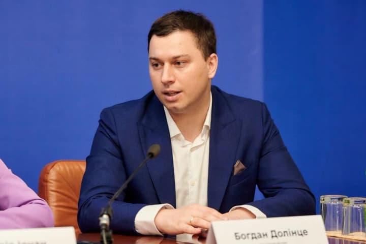 kazhdii-dollar-vlozhennii-v-aviatsionnuyu-otrasl-mozhet-dat-yeshche-pyat-dollarov-dlya-ekonomiki-aviaekspert-dolintse