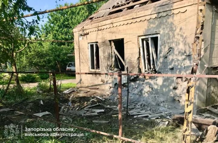 zaporizhzhia-region-under-attack-enemy-struck-the-region-410-times-one-injured