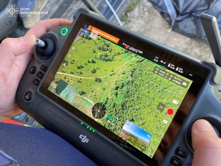 na-prykarpatti-druhu-dobu-z-dronamy-shukaiut-znykloho-6-richnoho-khlopchyka