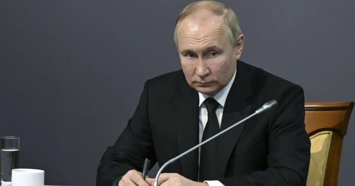 on-khochet-vsyu-ukrainu-zelenskii-otreagiroval-na-vistuplenie-rossiiskogo-diktatora-putina