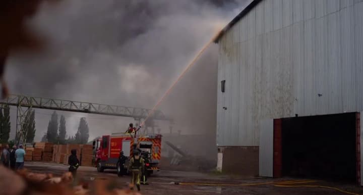 rescuers-of-the-state-emergency-service-showed-how-they-put-out-a-large-scale-fire-caused-by-an-enemy-lancet-strike-on-sumy