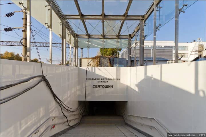u-kyievi-tymchasovo-zakryto-odyn-z-vykhodiv-zi-stantsii-metro-sviatoshyn