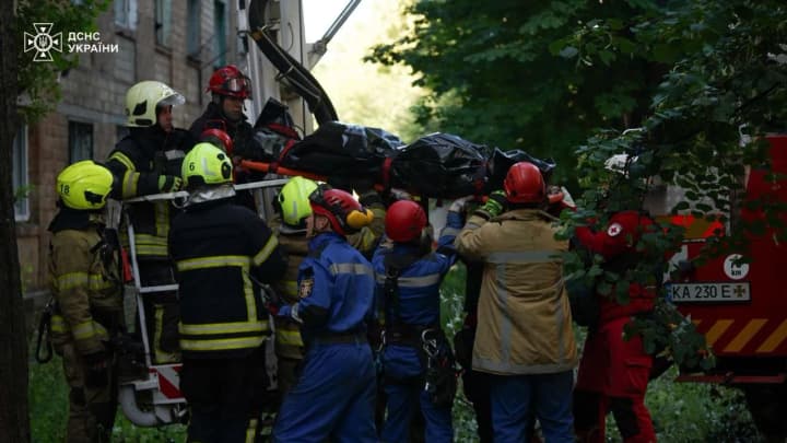 kilkist-zhertv-nichnoi-ataky-rf-na-kyiv-zrosla-do-6