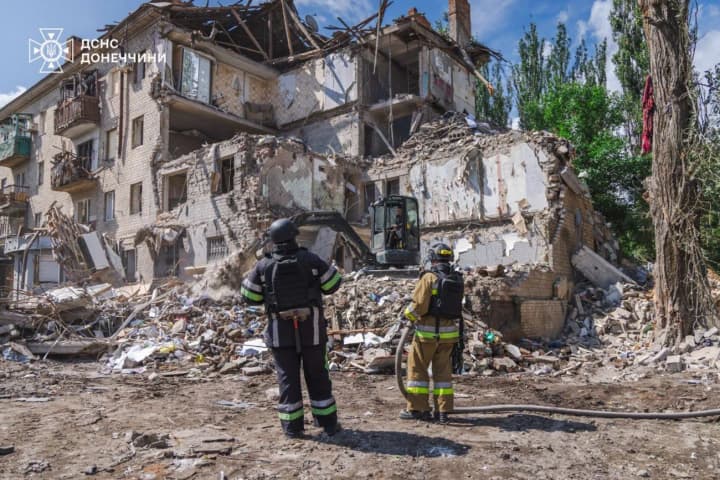 rescue-efforts-completed-in-kramatorsk-after-russian-strike-five-people-killed