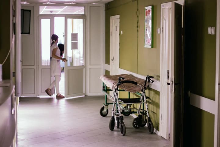 russian-attack-on-kyiv-four-injured-remain-in-hospitals-including-two-children-and-a-pregnant-woman