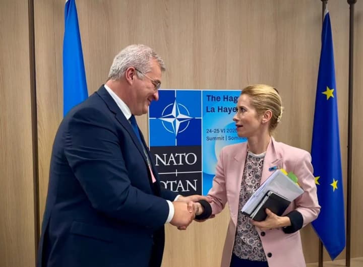 sibiga-obsudil-s-kallas-novie-sanktsii-protiv-rf-i-yevrointegratsiyu-ukraini