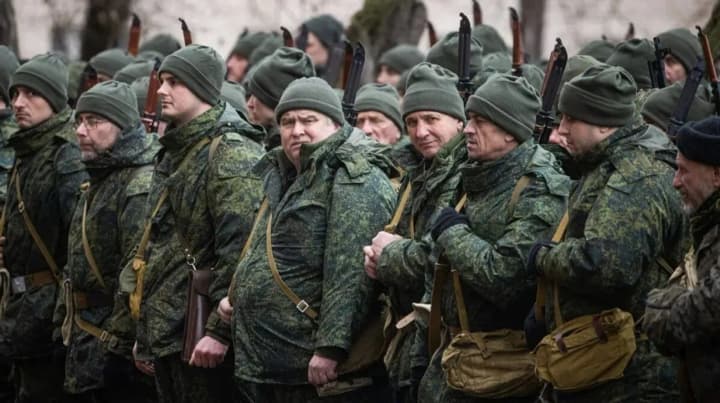 rosiia-dozvolyla-osobam-bez-hromadianstva-sluzhyty-u-svoii-armii