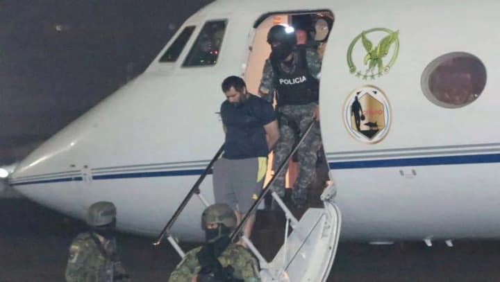 samii-opasnii-beglets-ekvadora-zaderzhan-v-podzemnom-bunkere-yego-sdala-doch