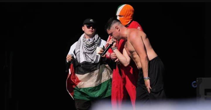 british-government-condemns-anti-israeli-slogans-by-rap-group-kneecap-at-glastonbury