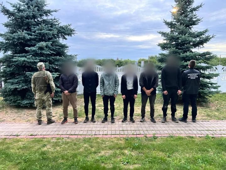 the-price-of-the-issue-is-120-thousand-hryvnias-border-violators-detained-in-zakarpattia