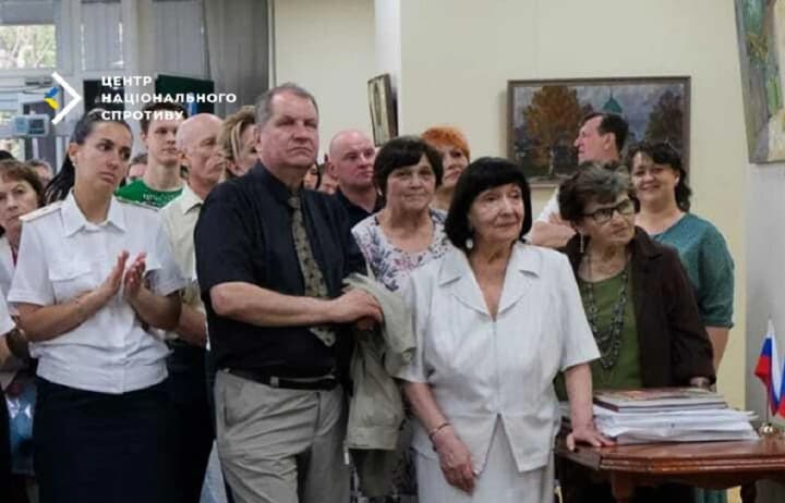 russia-is-my-homeland-invaders-actively-bring-artistic-junk-to-seized-museums-in-luhansk-region-cns