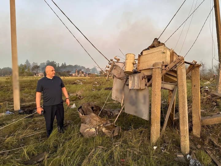 vybukh-bilia-zhytomyra-poshkodyv-elektrolinii-bez-svitla-zalyshylysia-ponad-700-budynkiv