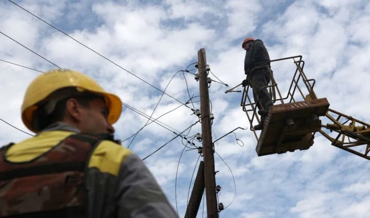 dtek-20-rokiv-55-tys-enerhetykiv-pishly-zakhyshchaty-ukrainu