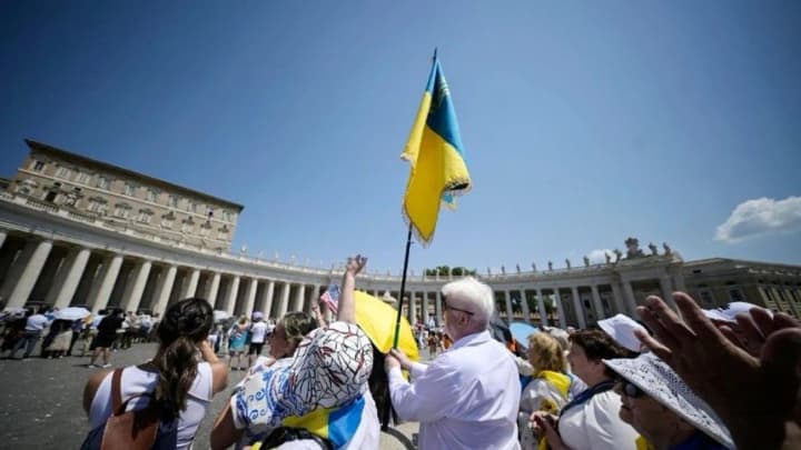 papa-lev-xiv-pryvitav-ukrainskykh-palomnykiv-ta-zaklykav-do-myru