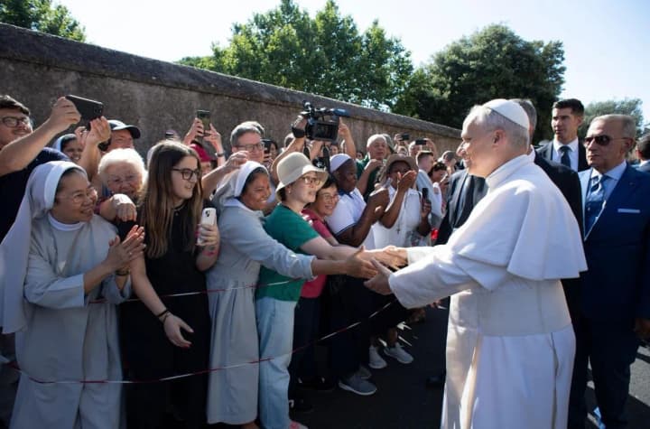 pope-leo-xiv-restores-the-tradition-of-summer-holidays-in-castel-gandolfo-after-12-years