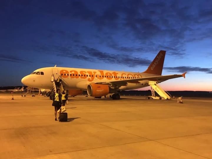 skasuvannia-reisiv-zahrozhuie-zipsuvaty-vidpustky-cherez-straiky-u-kurortnykh-mistakh-italii