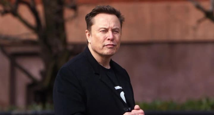 turtsiya-blokiruet-grok-potomu-chto-iskusstvennii-intellekt-maska-oskorbil-erdogana-i-yego-mat