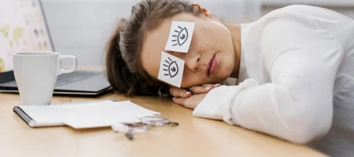 ponad-80percent-ukraintsiv-zhyvut-u-khronichnomu-stresi-zelenska