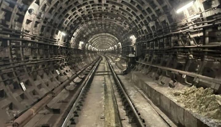 razrushenie-tonnelya-sinei-vetki-metro-genprokuror-kravchenko-obnarodoval-dokazatelstva-sokritiya-avariinosti-podzemki