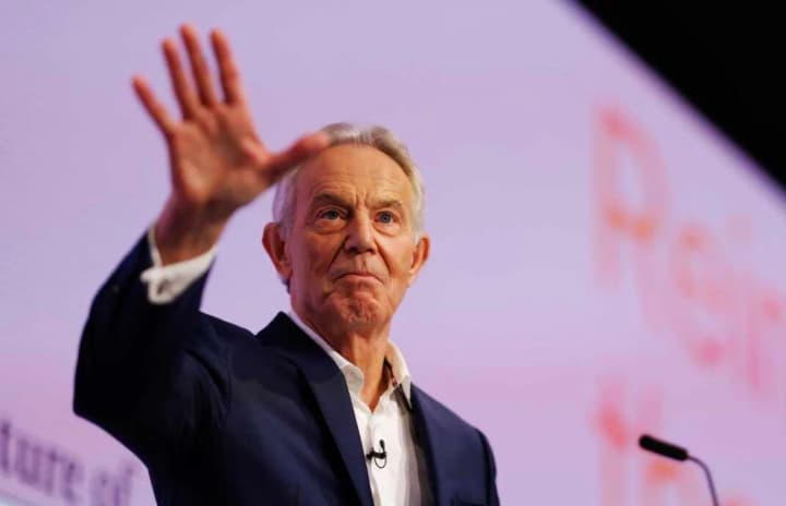 former-british-pm-installs-half-million-pound-pool-with-invisible-floor-at-his-estate