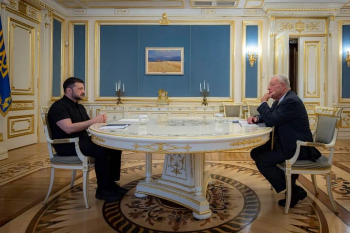 zelenskyi-zustrivsia-zi-spetspredstavnykom-ssha-kellohom-obhovoryly-posylennia-ppo-ta-spilne-vyrobnytstvo-i-zakupivli