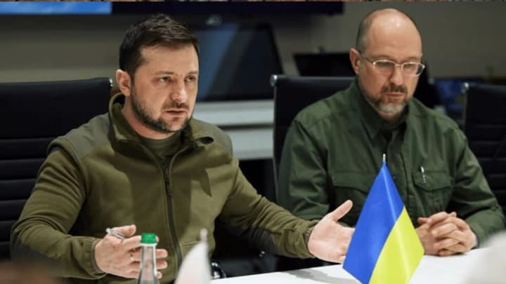 kolosalnyi-dosvid-tochno-bude-korysnym-zelenskyi-natiaknuv-pro-pryznachennia-shmyhalia-ministrom-oborony