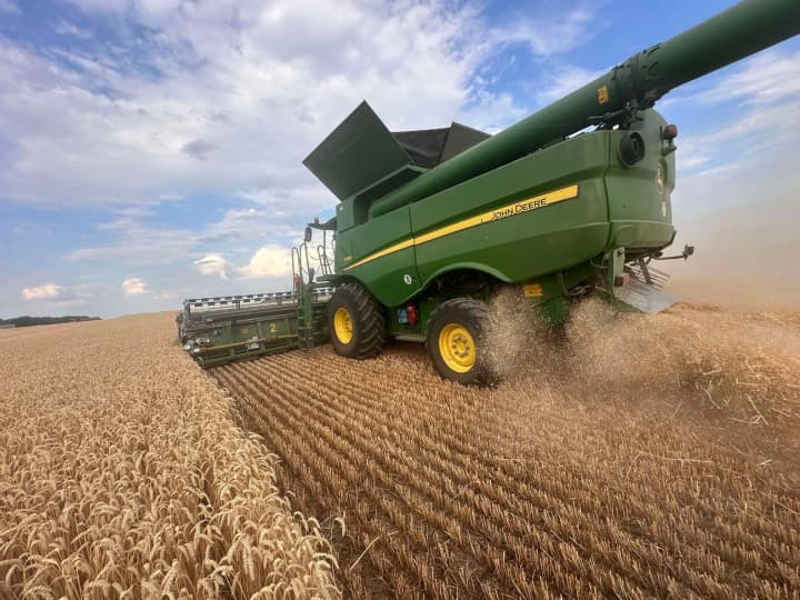 mhp-started-harvesting-technologies-helped-to-get-into-the-fields-on-time