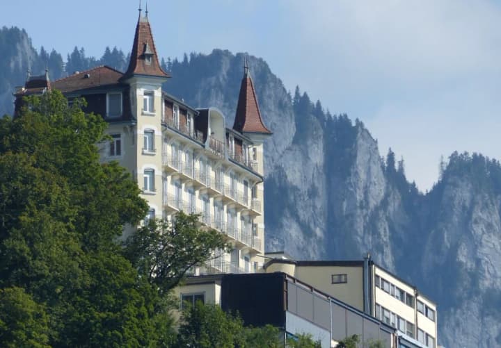 u-skilky-ukraintsiam-obiidetsia-navchannia-za-kordonom-top-10-inozemnykh-vyshiv