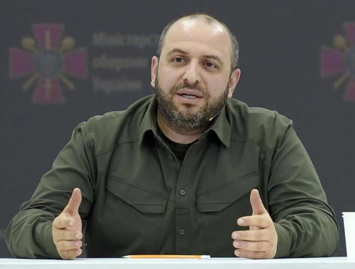 umierov-pidsumuvav-dvorichnu-robotu-na-posadi-ochilnyka-minoborony