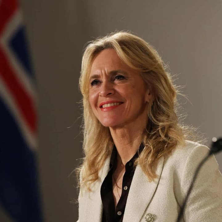 iceland-considers-joining-the-eu-countrys-residents-support-resuming-negotiations