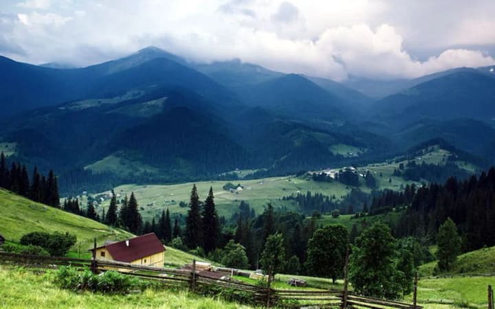 whats-happening-with-tourism-in-ukraine-in-summer-expert-told-what-format-and-destinations-ukrainians-choose