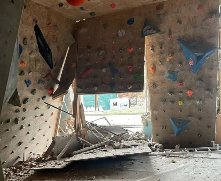 russian-attacks-it-became-known-how-many-healthcare-and-educational-institutions-were-damaged-in-dnipro