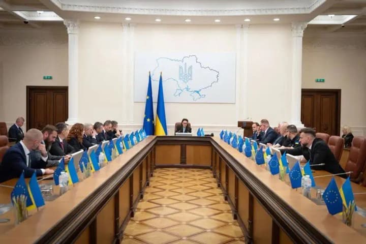 posly-g7-vitaiut-novyi-uriad-ukrainy-ta-zaklykaiut-do-reform