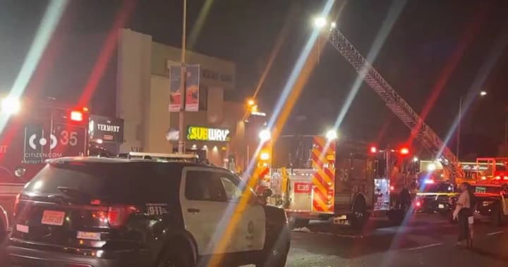 car-crashes-into-crowd-in-hollywood-over-20-injured