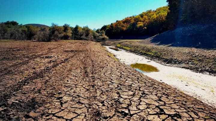 water-disaster-in-occupied-simferopol-several-rivers-dried-up-at-once