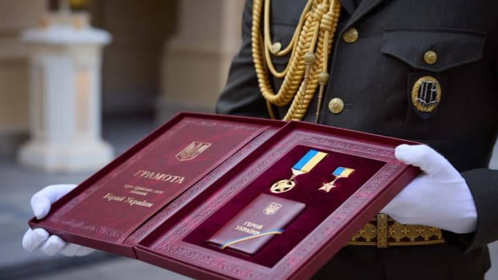 vitaliy-karvatskyi-a-soldier-of-the-third-assault-brigade-and-oleh-yarovyi-a-soldier-of-the-da-vinci-wolves-were-posthumously-awarded-the-title-of-hero-of-ukraine