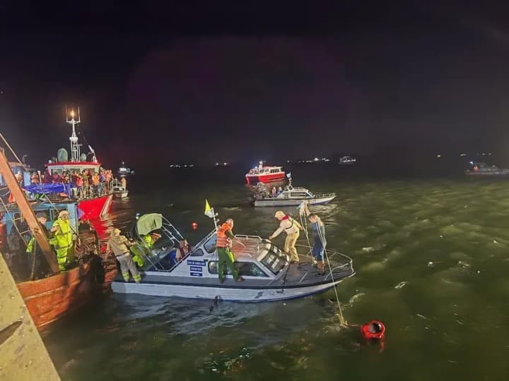 u-vietnami-perekynuvsia-turystychnyi-choven-shchonaimenshe-27-zahyblykh-sered-nykh-dity