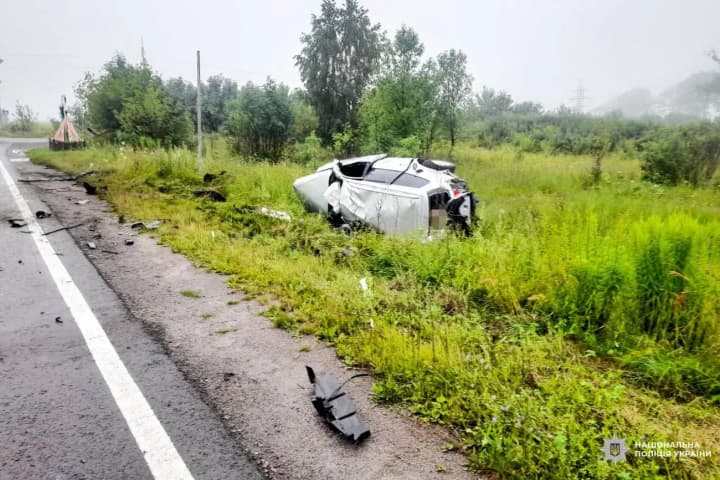 na-rivnenshchyni-vnaslidok-dtp-zahynuly-troie-liudei