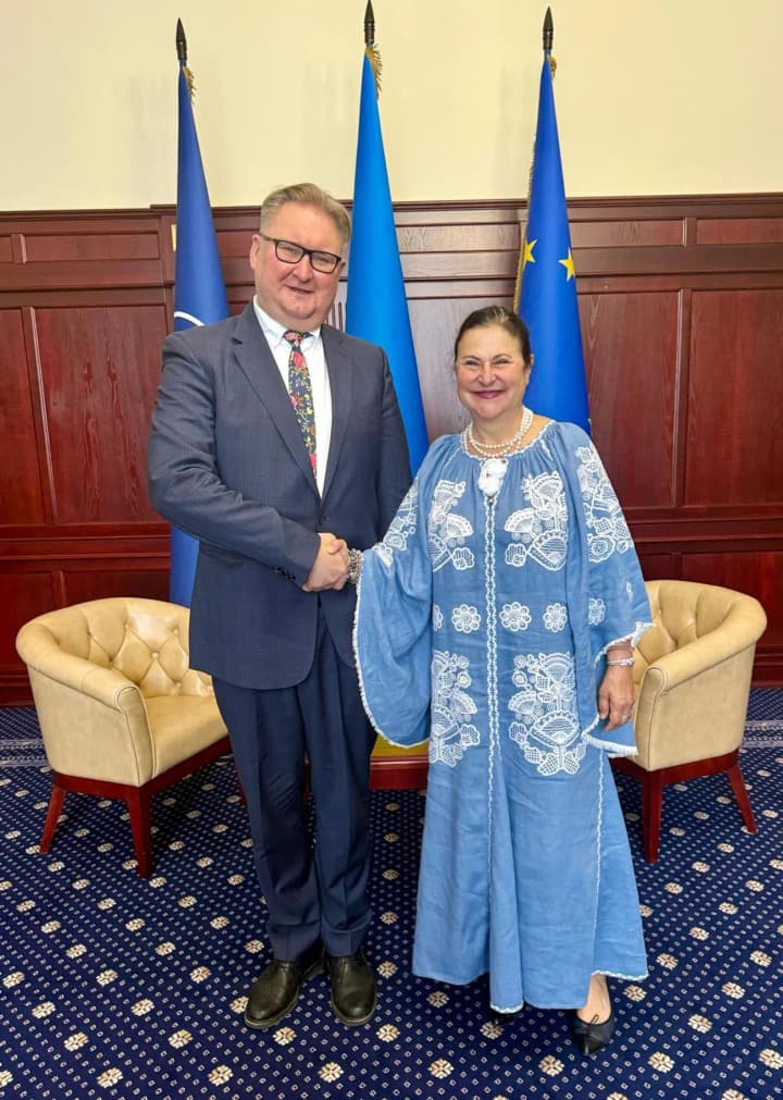 maternova-provela-zustrich-iz-kachkoiu-ta-vidznachyla-yoho-dosvid-u-prosuvanni-ukrainy-na-shliakhu-yevrointehratsii