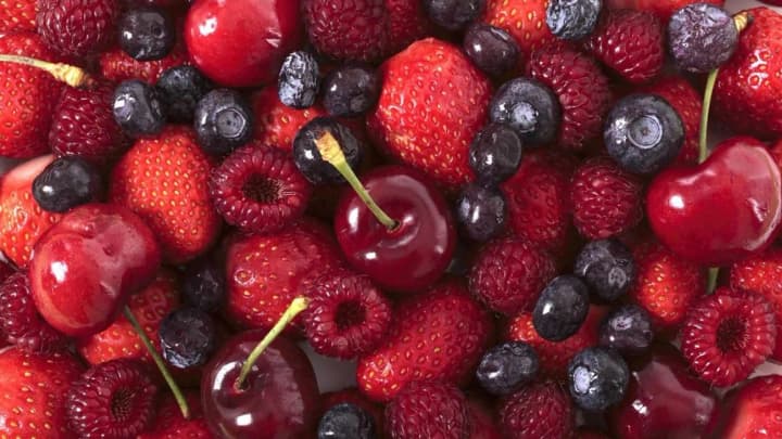 how-many-fruits-and-berries-can-be-consumed-daily-and-are-there-any-contraindications-explains-a-nutritionist