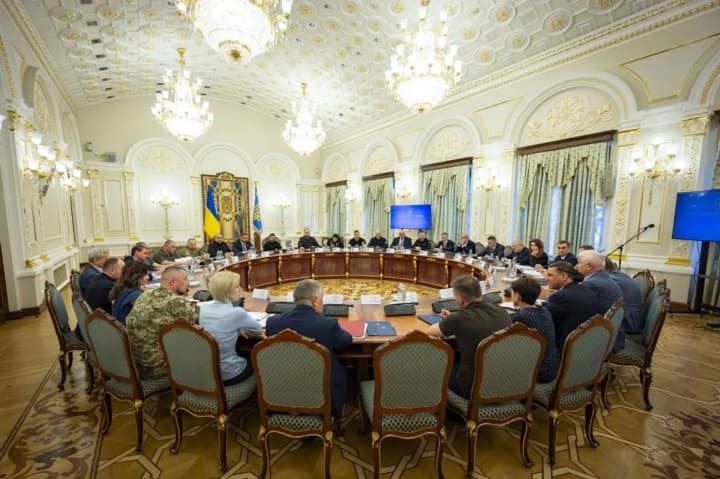 zelenskyy-after-nsdc-meeting-tangible-economic-results-needed-in-six-months