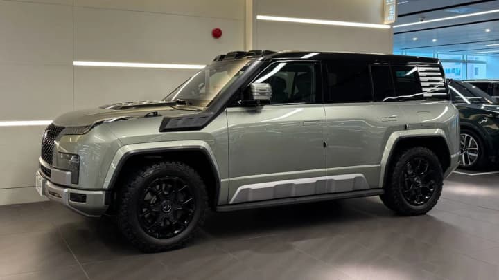 lyuksovii-brend-byd-yangwang-viidet-na-yevropeiskii-rinok-v-2026-godu