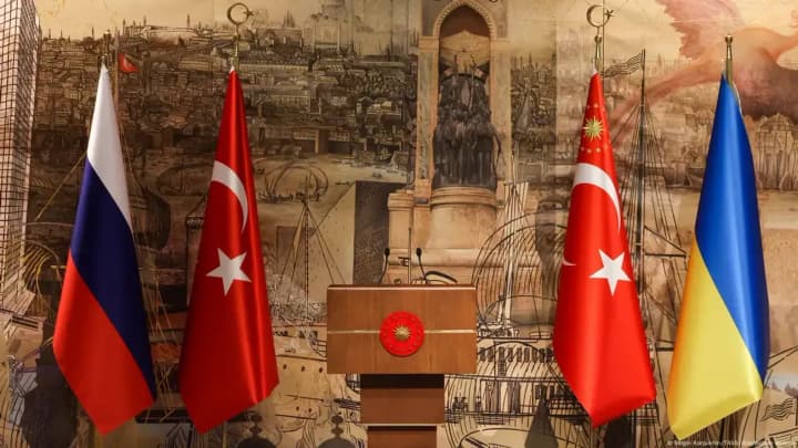 negotiations-between-ukraine-and-russia-will-take-place-in-istanbul-around-700-pm-sources