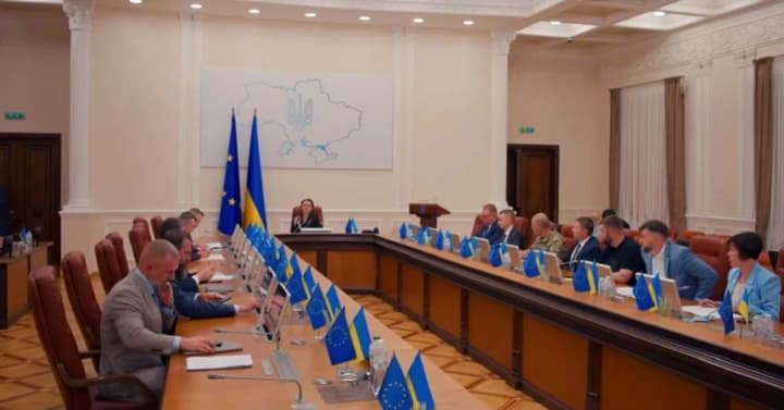 derzhava-ne-zavazhatyme-tym-khto-pratsiuie-chesno-uriad-zatverdyv-moratorii-na-perevirky-biznesu