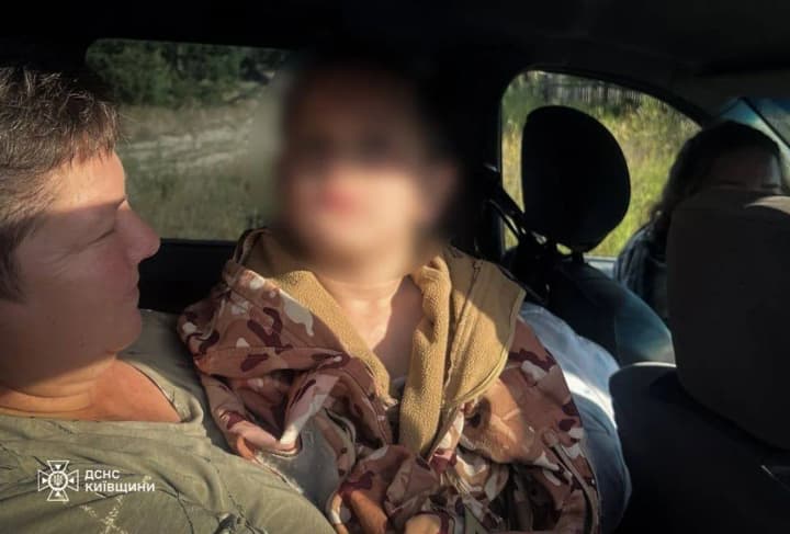 dron-vyiavyv-znyklu-dytynu-na-kyivshchyni-pislia-nochi-poshukiv