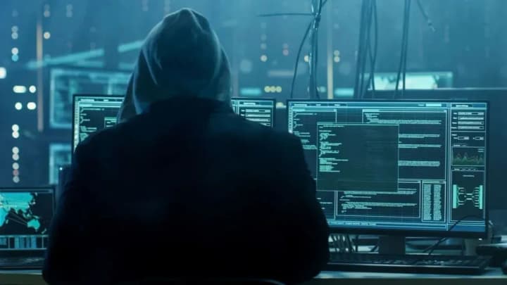 kiberfakhivtsi-hur-vdaryly-po-okupatsiinii-vladi-krymu-i-znyshchyly-dani-na-uriadovykh-serverakh-dzherelo