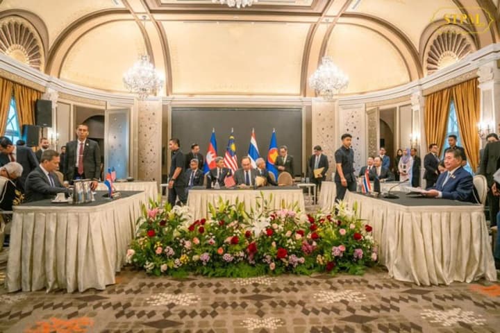 tailand-i-kambodzha-domovylysia-pro-prypynennia-vohniu-pislia-vtruchannia-trampa-ta-holovuiuchoho-v-asean